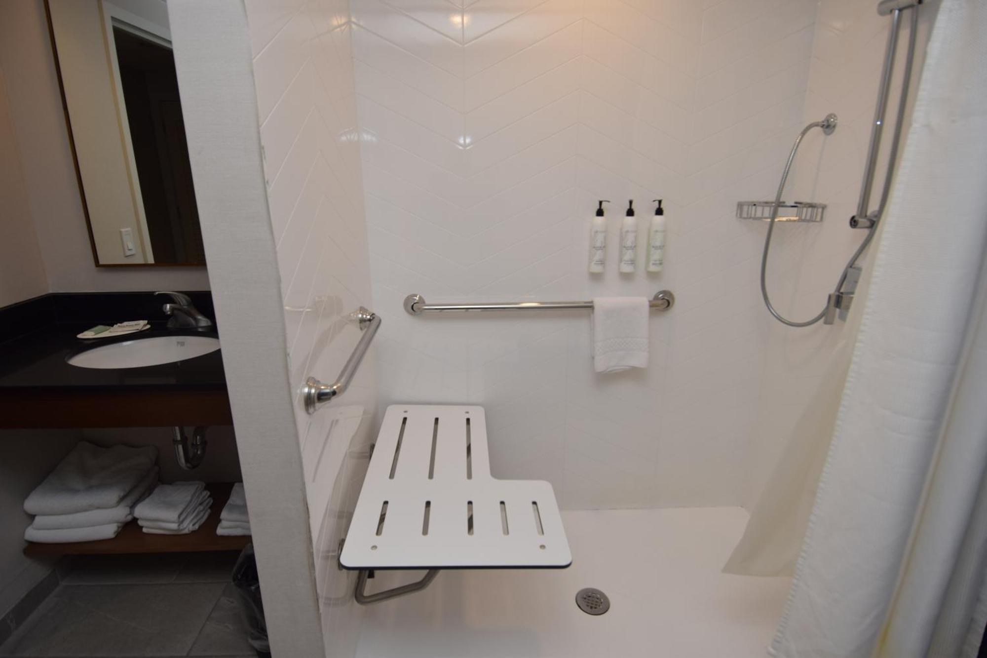 Fairfield Inn By Marriot Binghamton Bagian luar foto