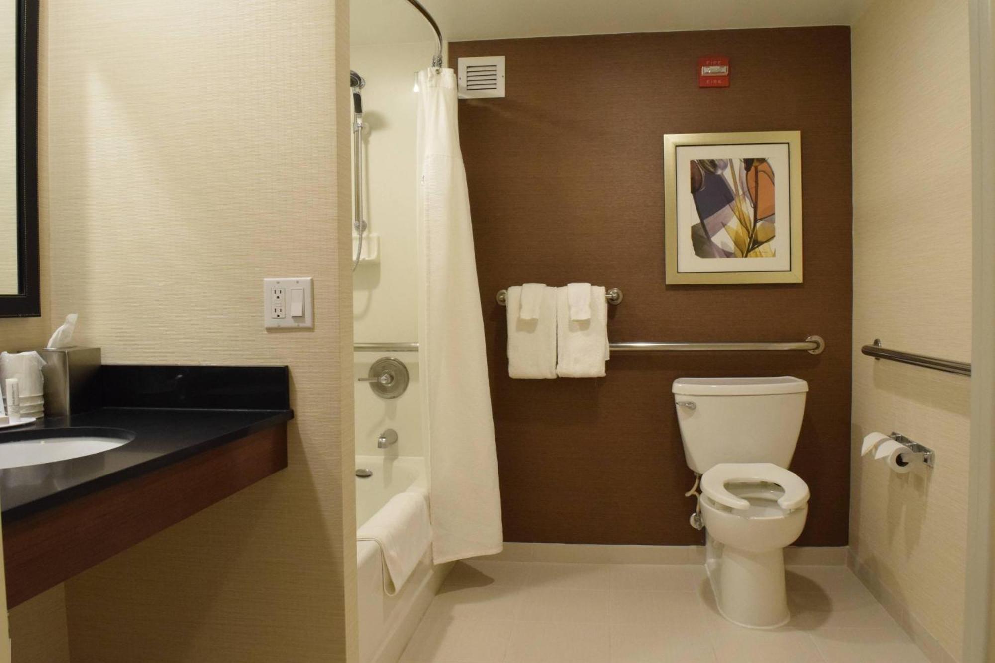Fairfield Inn By Marriot Binghamton Bagian luar foto